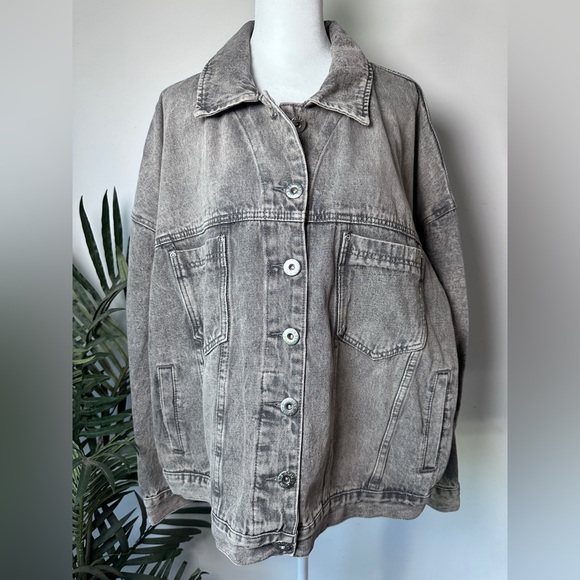 Ashley Stewart Jackets & Blazers - NWT Ashley Stewart Women’s Stonewashed Gray Swingback Jean Jacket size 22/24